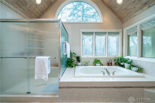 6853 Cloister Cliffs Drive, Madison Twp, OH 45042