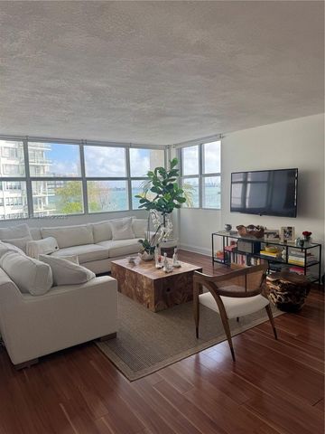 1420 Brickell Bay Dr 505C, Miami, FL 33131