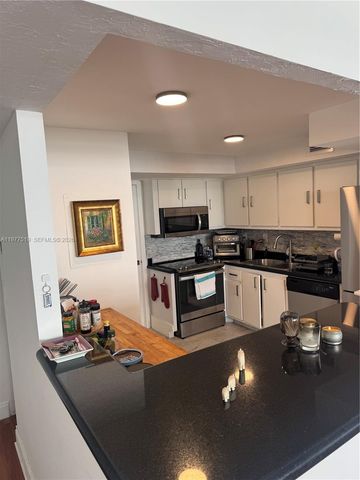 1420 Brickell Bay Dr 505C, Miami, FL 33131