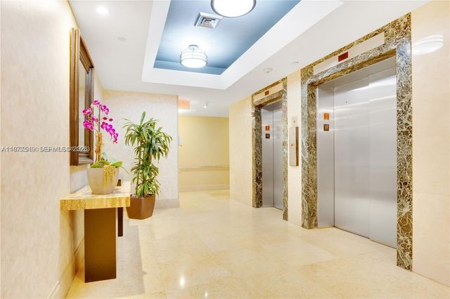 1420 Brickell Bay Dr 505C, Miami, FL 33131