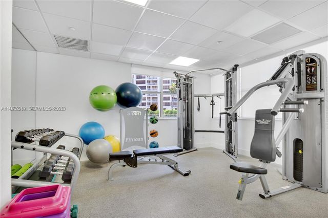 1420 Brickell Bay Dr 505C, Miami, FL 33131