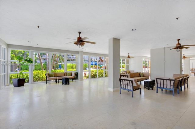 1420 Brickell Bay Dr 505C, Miami, FL 33131