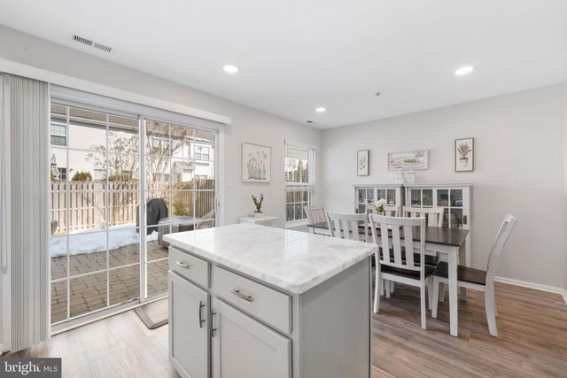 135 BUCKINGHAM WAY, Mount Laurel, NJ 08054