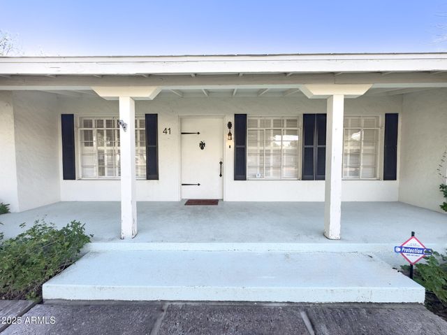 41 E MYRTLE Avenue, Phoenix, AZ 85020