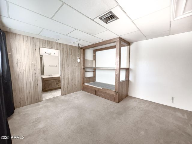 41 E MYRTLE Avenue, Phoenix, AZ 85020