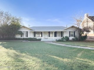 41 E MYRTLE Avenue, Phoenix, AZ 85020