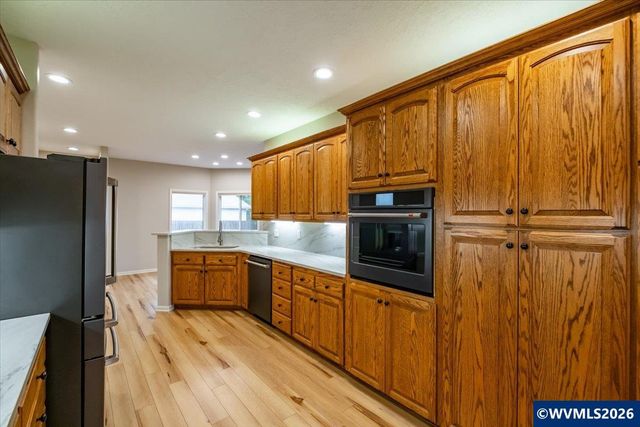 432 NW Heather Av, Sublimity, OR 97385