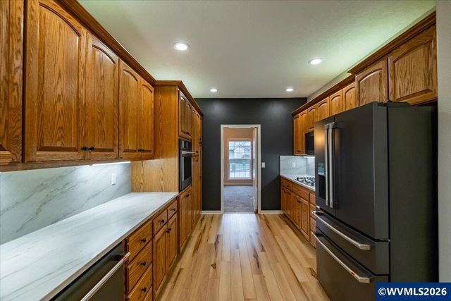 432 NW Heather Av, Sublimity, OR 97385