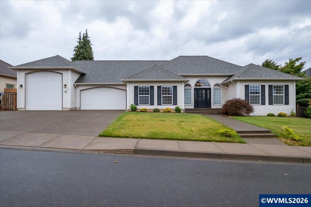 432 NW Heather Av, Sublimity, OR 97385