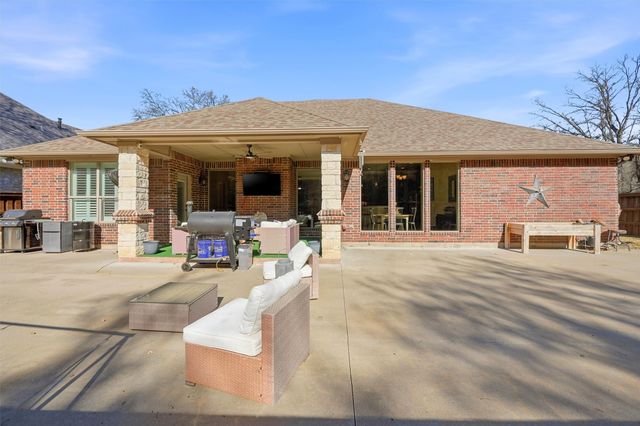 21 Lone Oak Boulevard, Pottsboro, TX 75076