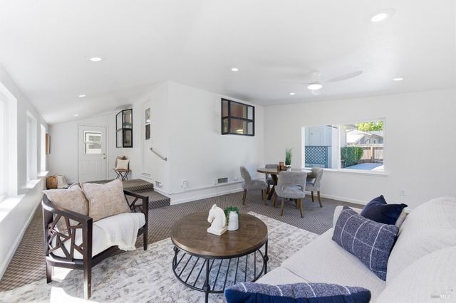 1130 Shetler Ave, Napa, CA 94559