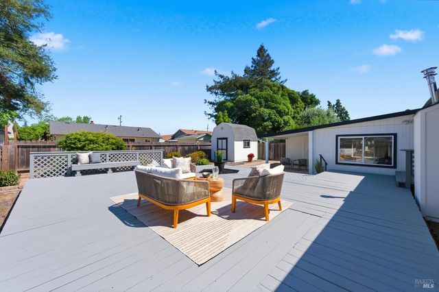 1130 Shetler Ave, Napa, CA 94559