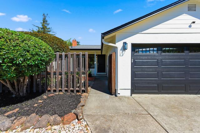 1130 Shetler Ave, Napa, CA 94559