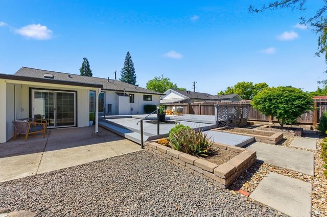 1130 Shetler Ave, Napa, CA 94559