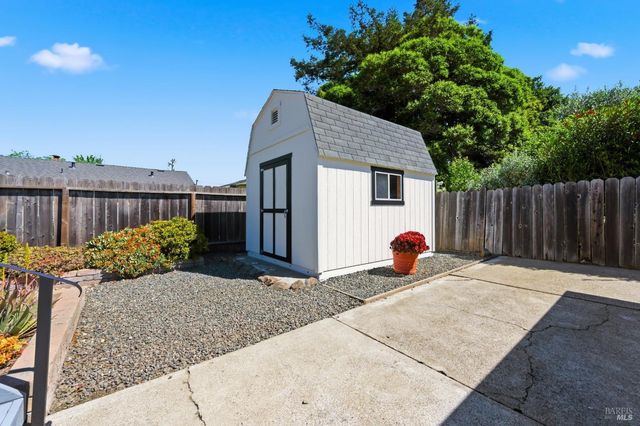 1130 Shetler Ave, Napa, CA 94559