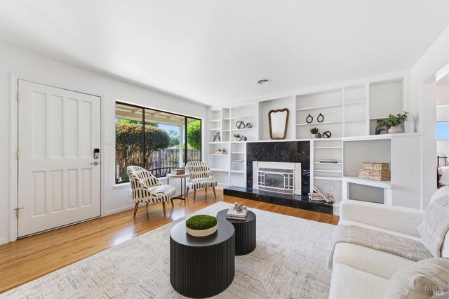 1130 Shetler Ave, Napa, CA 94559