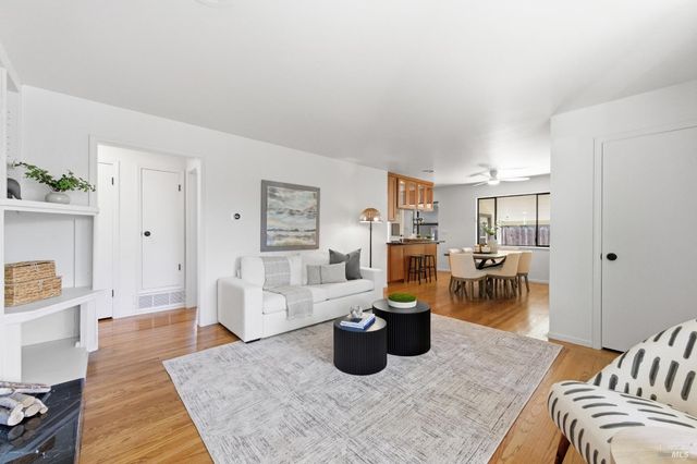 1130 Shetler Ave, Napa, CA 94559