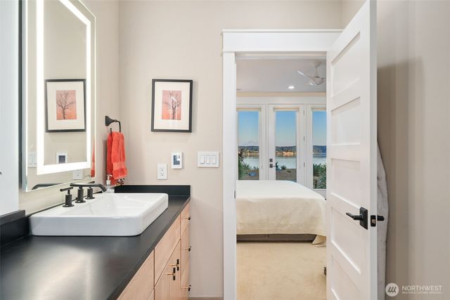 211 E Vineyard Crest Road, Grapeview, WA 98546