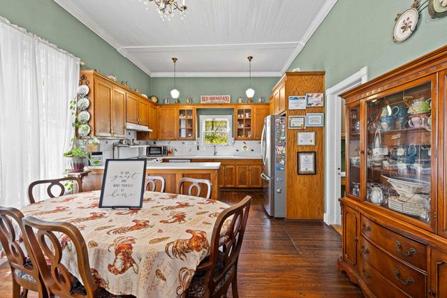 502 E Benners Street, Jefferson, TX 75657