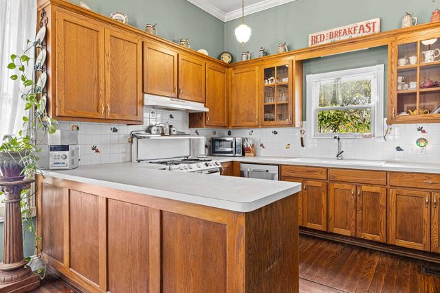 502 E Benners Street, Jefferson, TX 75657