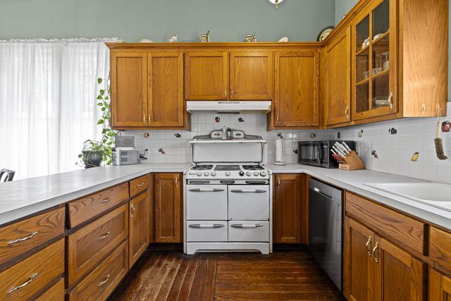 502 E Benners Street, Jefferson, TX 75657