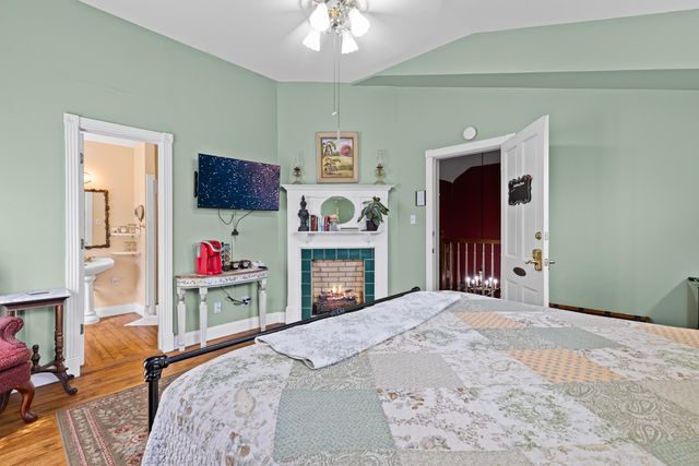 502 E Benners Street, Jefferson, TX 75657