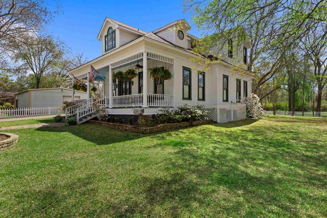 502 E Benners Street, Jefferson, TX 75657