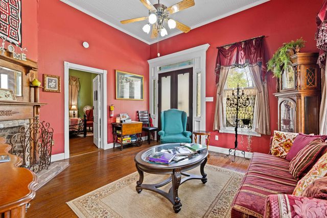 502 E Benners Street, Jefferson, TX 75657