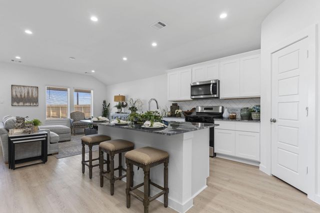 7728 Evening Emerald, Iowa Colony, TX 77583