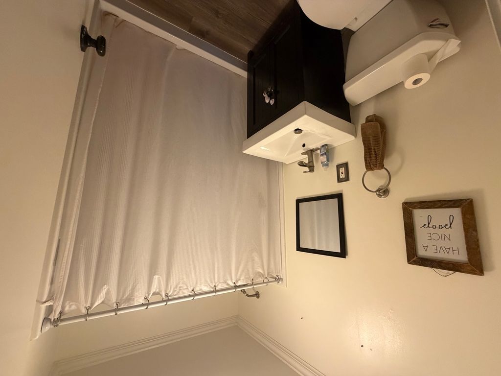 Image 7 of property listing at 1444 E 4th Street, Centralia, IL 62801