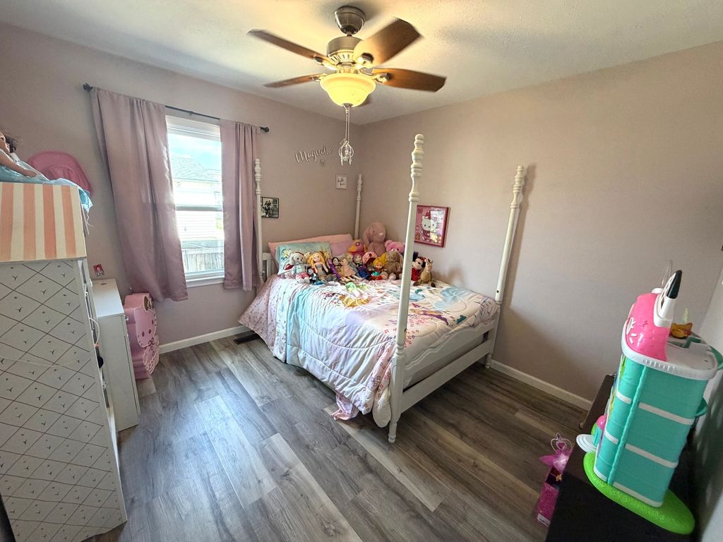 Image 9 of property listing at 1444 E 4th Street, Centralia, IL 62801