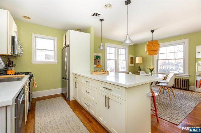 124 Essex Avenue, Glen Ridge, NJ 07028