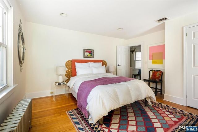 124 Essex Avenue, Glen Ridge, NJ 07028