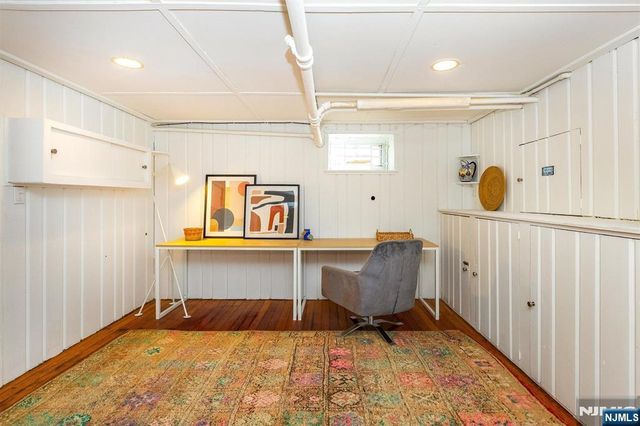 124 Essex Avenue, Glen Ridge, NJ 07028