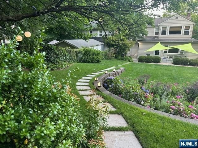 124 Essex Avenue, Glen Ridge, NJ 07028