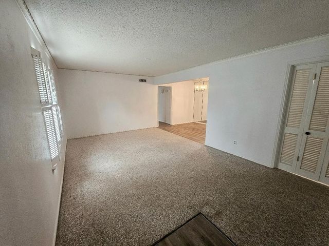 5825 Birchbrook Drive 106, Dallas, TX 75206