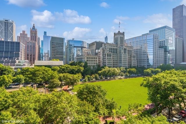 840 N Lake Shore Drive 1002, Chicago, IL 60611