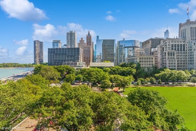 840 N Lake Shore Drive 1002, Chicago, IL 60611