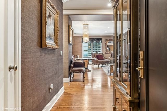 840 N Lake Shore Drive 1002, Chicago, IL 60611