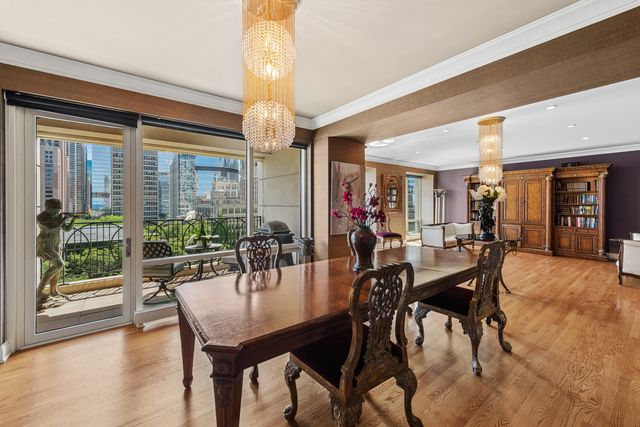 840 N Lake Shore Drive 1002, Chicago, IL 60611