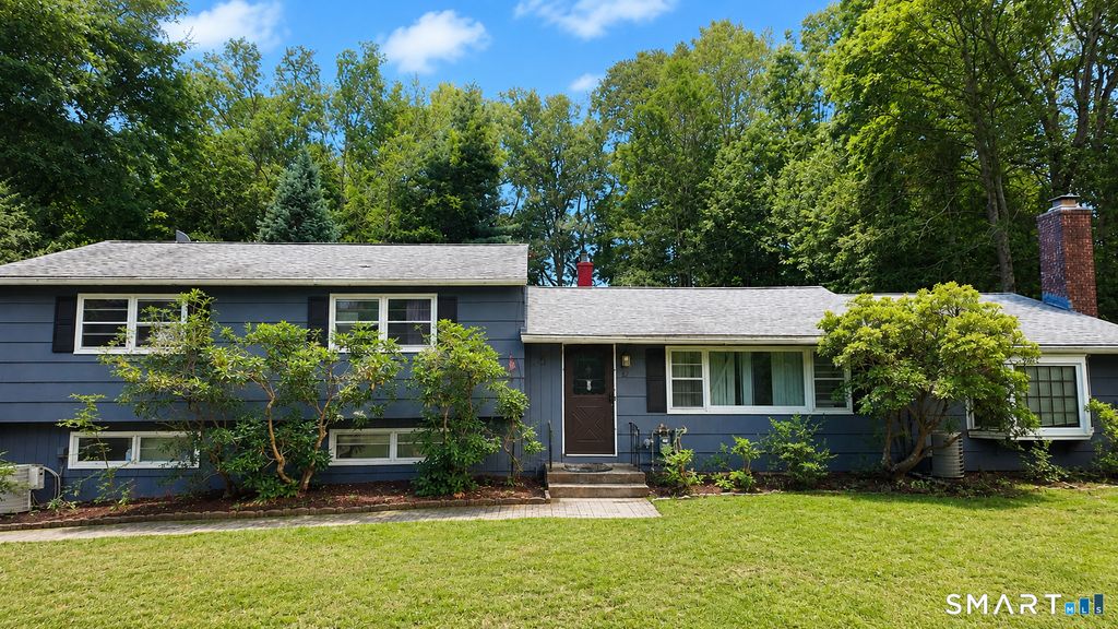 87 Jockey Hollow Road, Monroe, CT 06468