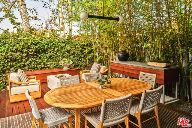 103 Winnett Place, Santa Monica, CA 90402