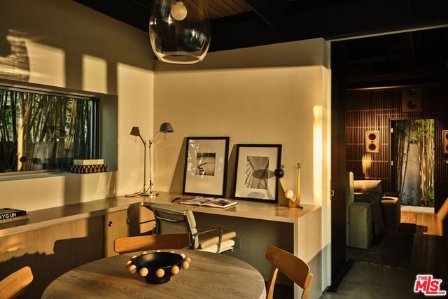103 Winnett Place, Santa Monica, CA 90402