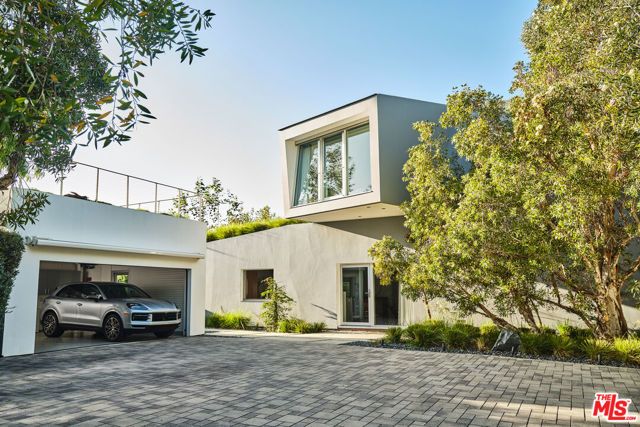 103 Winnett Place, Santa Monica, CA 90402