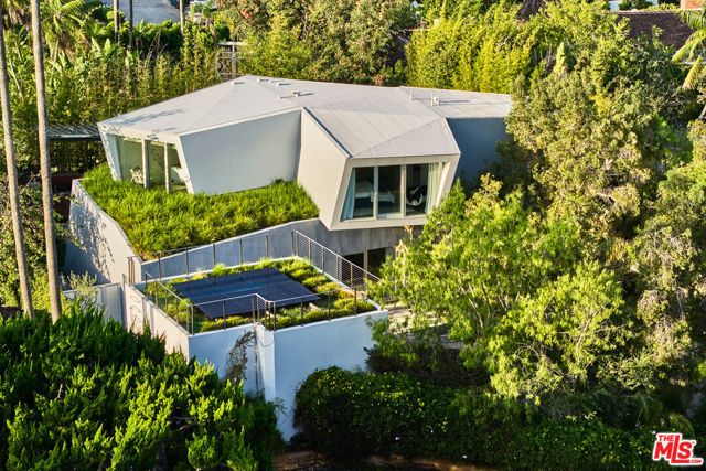 103 Winnett Place, Santa Monica, CA 90402