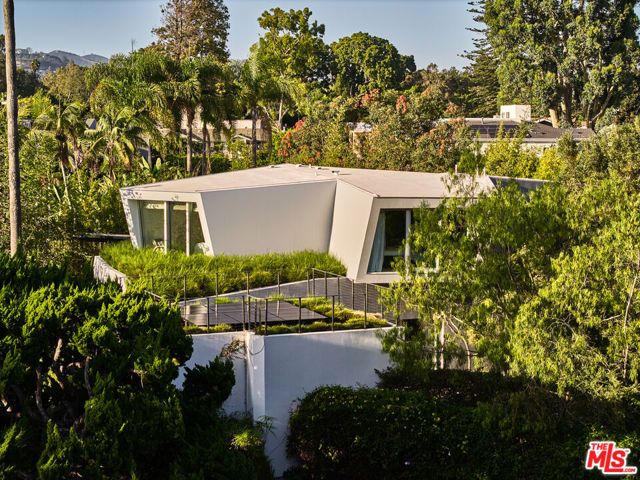 103 Winnett Place, Santa Monica, CA 90402
