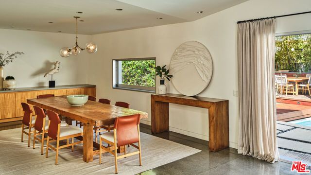 103 Winnett Place, Santa Monica, CA 90402