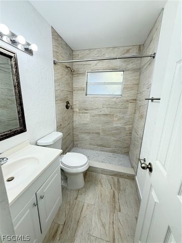 403 Cactus CIR, Lehigh Acres, FL 33936