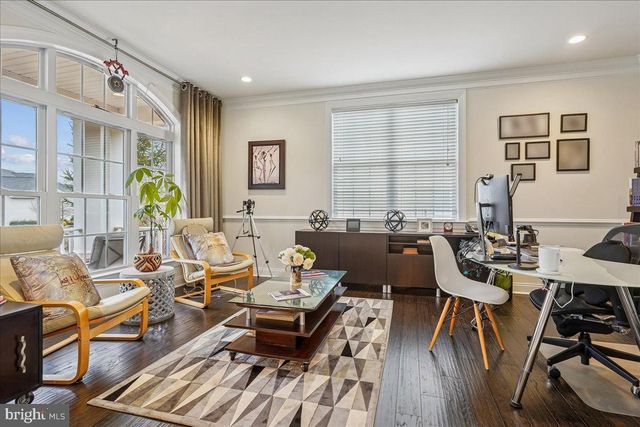 5872 WATERLOO BRIDGE CIR, Haymarket, VA 20169