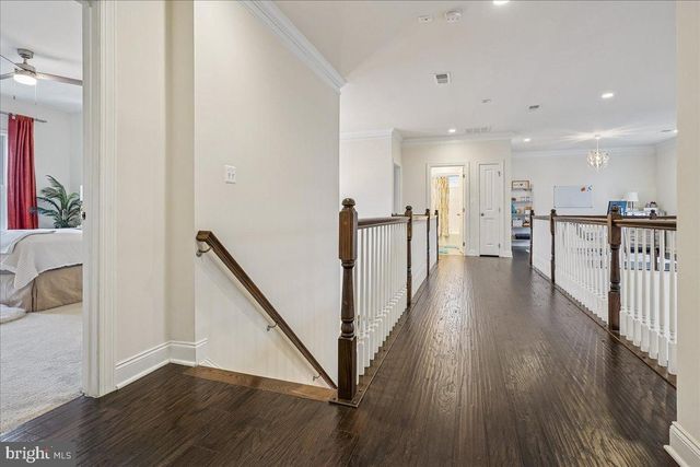 5872 WATERLOO BRIDGE CIR, Haymarket, VA 20169